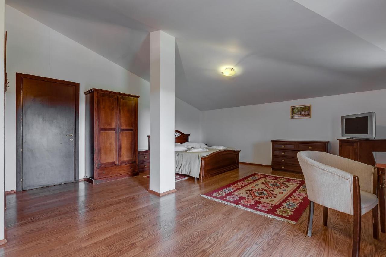 Club Insieme Grand Resort Potlogi Exteriér fotografie