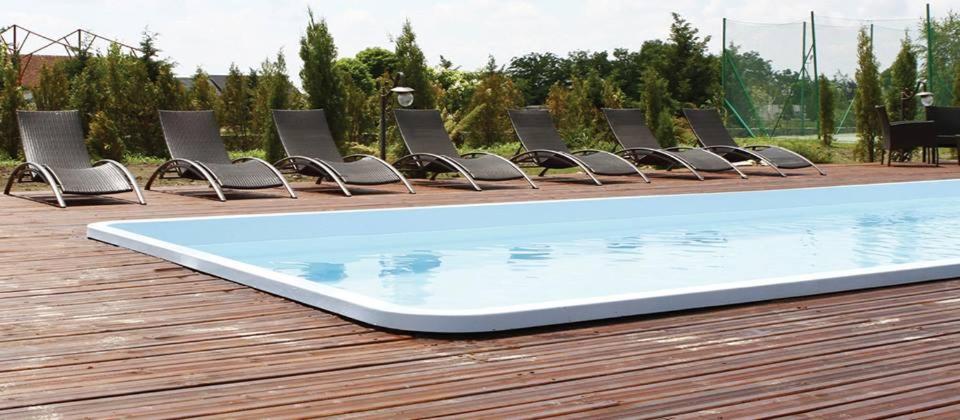 Club Insieme Grand Resort Potlogi Exteriér fotografie