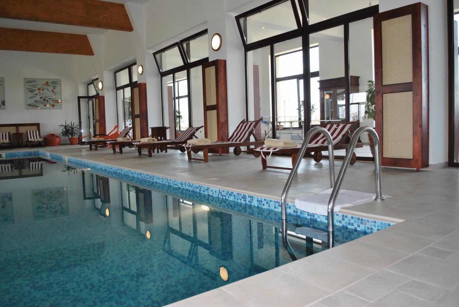 Club Insieme Grand Resort Potlogi Exteriér fotografie